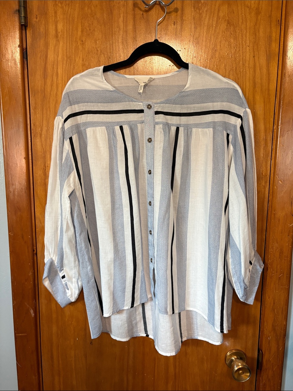 Lightweight Striped Button-Down Shirt - White & Light Blue - Size S